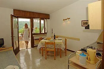 Residence Terry Tremosine Itália