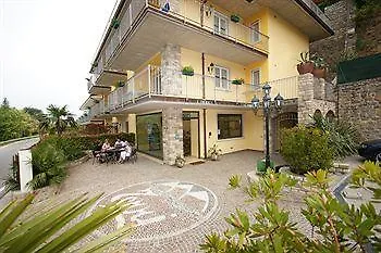 Residence Terry Tremosine