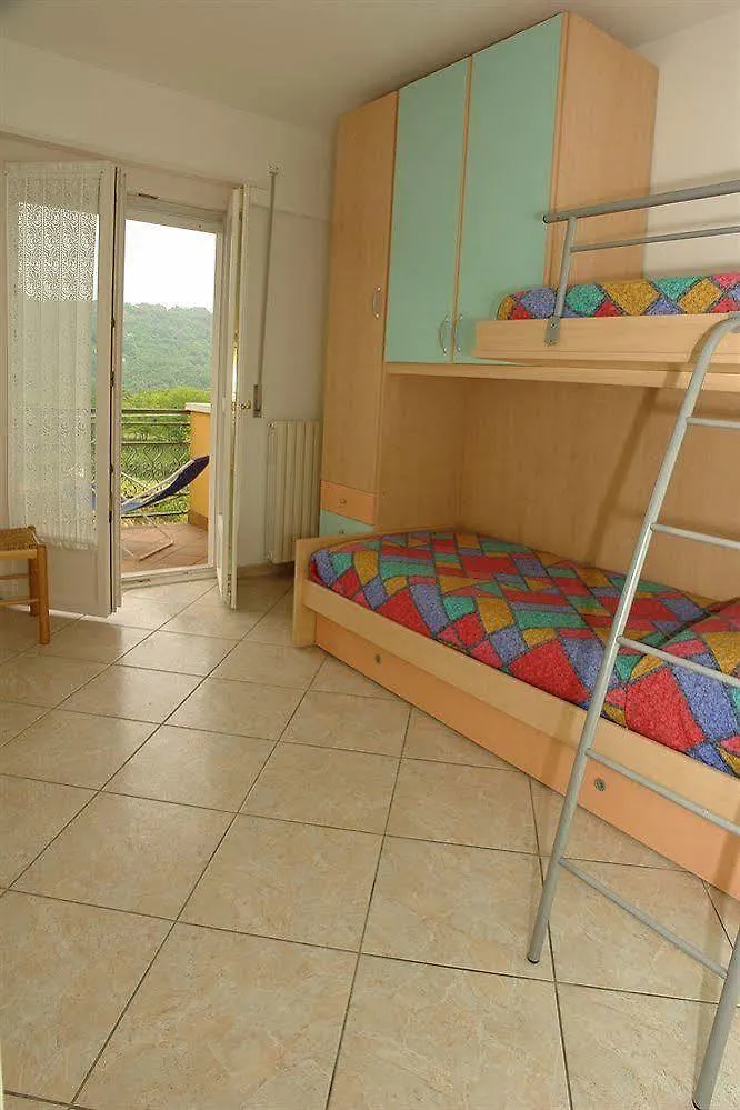 Apart-hotel Residence Terry Tremosine