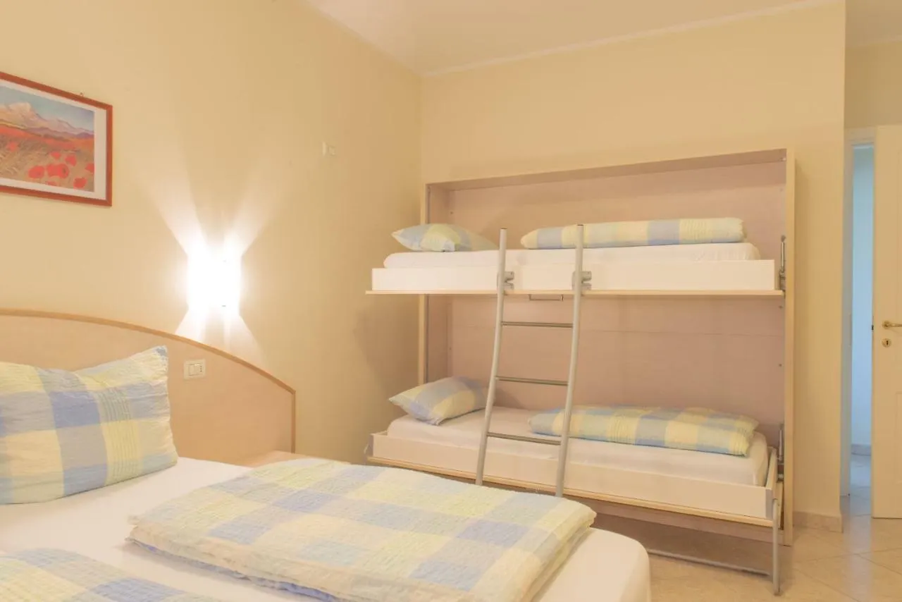Residence Terry Tremosine Apart-hotel